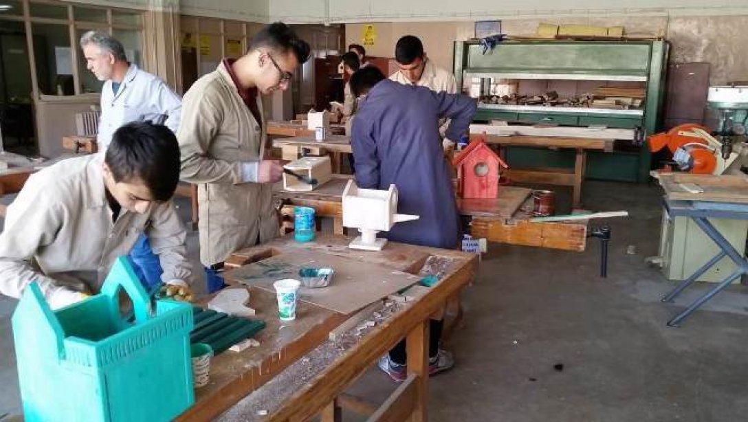 Fatih Teknik ve Mesleki Anadolu Lisesi-e-twinning Bir Aşiyan Kuralım adlı Projesi