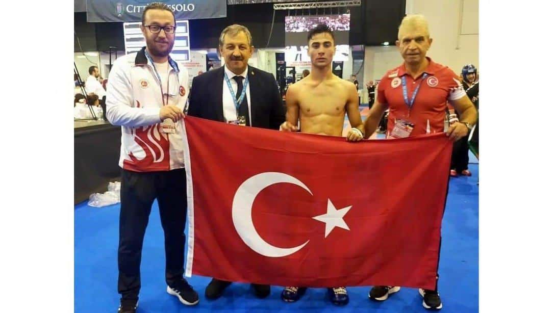 Selçuklu Konya Spor Lisesi Öğrencimiz Dünya Şampiyonu oldu!