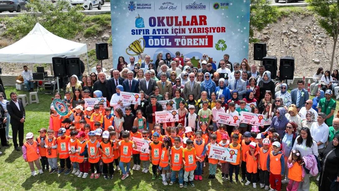 OKULLAR ARASI SIFIR ATIK YARIŞMASI'NIN ÖDÜL TÖRENİ SELÇUKLU SEYİR TEPESİ'NDE GERÇEKLEŞTİ